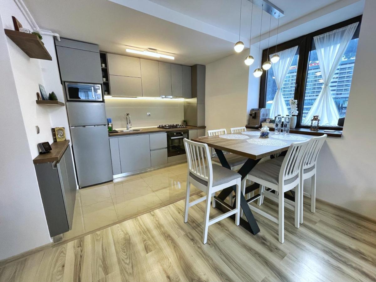Perfect View Apartment ซินายา ภายนอก รูปภาพ